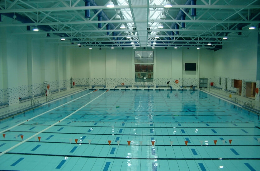Schwimmbadbeleuchtung-2 Swimming Pool Lighting with HighBays
