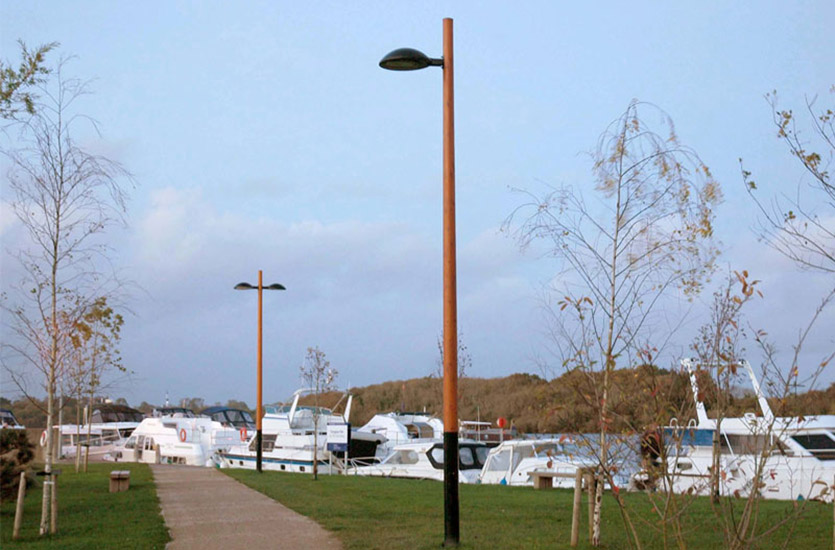 holzerner-Lichtmast-4 wooden-lighting-pole
